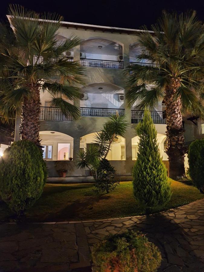 Hotel Pefko Neos Marmaras Exterior foto